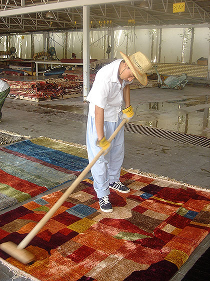 CLEANING & FINISHING 洗浄して出荷する。